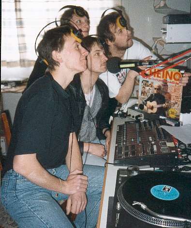 Das Förde Fetz Radio Team im Keller-Studio des Gravensteiner Altenheims
